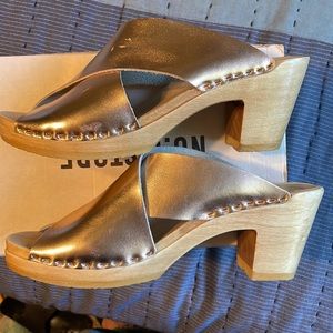 No.6 Frida Rose Gold Clog, size 42
